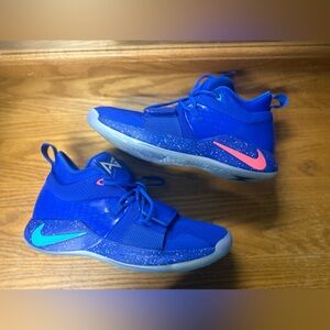 Nike Paul George “PlayStation”